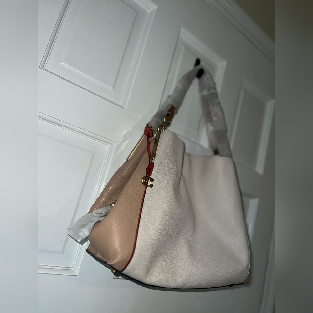 Coach Dalton 31 Handbag